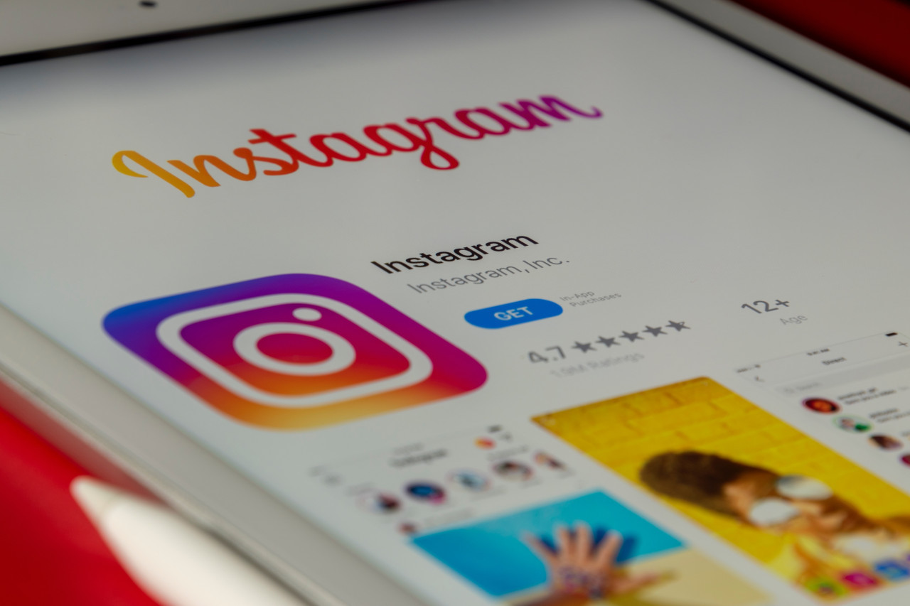 Instagram ofrecerá un feed exclusivo de cuentas verificadas. Foto: Unsplash.